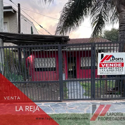 Buy this studio house on Rafael Obligado in Partido de Moreno, B1738 GTD La Reja