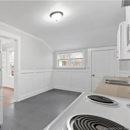 Image 7 - 393 Huntington Street, New Haven, CT 06511, USA - House for rent