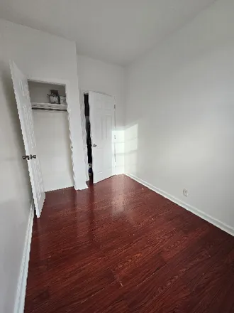 Rent this 1 bed room on 255 Elm Street in Woodside, City of New Rochelle