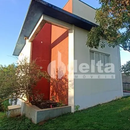 Buy this 2 bed house on Alameda dos Republicanos in Jardim Inconfidência, Uberlândia - MG