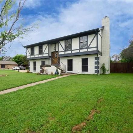 Image 2 - 3815 Drew Lane, Arlington, TX 76017, USA - House for sale