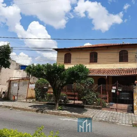 Buy this 4 bed house on Avenida Sete de Setembro in Centro, Divinópolis - MG