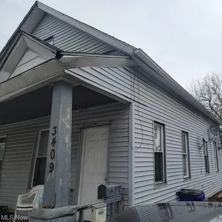 Image 1 - 3409 West 60th Street, Cleveland, OH 44102, USA - Duplex for sale