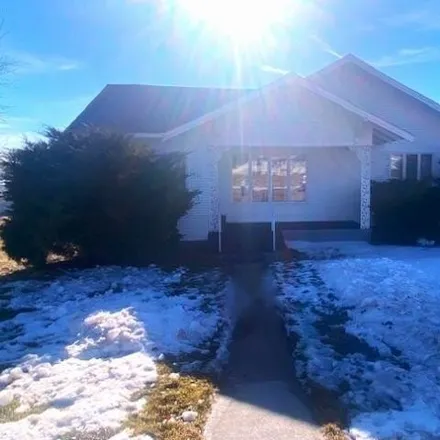 Buy this 3 bed house on 327 Bates Boulevard in Lodgepole, Cheyenne County