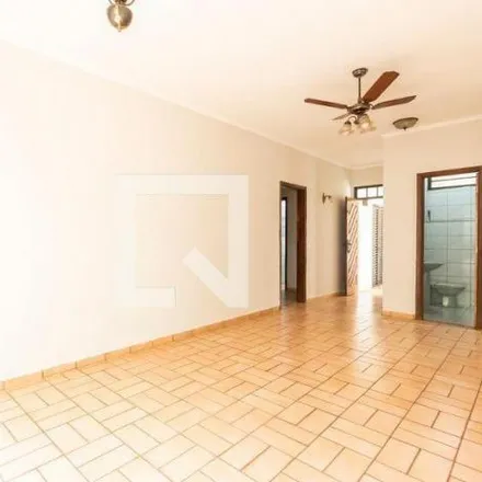 Rent this 4 bed house on Rua Ivo Simões Gomes in Lagoinha, Ribeirão Preto - SP