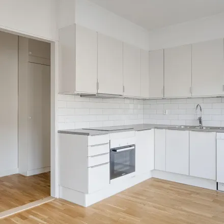 Rent this 4 bed apartment on Life in Bergsmansgatan, 691 31 Karlskoga