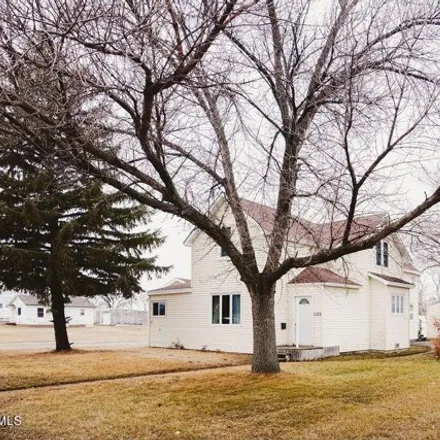 Image 2 - 1125 5th Street North, Carrington, ND 58421, USA - House for sale