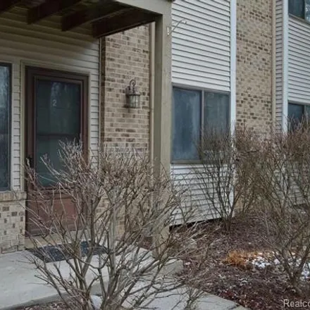 Rent this 2 bed condo on Natron Corporation in West 10 Mile Road, Farmington Hills