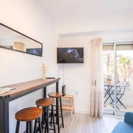 Rent this 3 bed apartment on Avinguda de Burjassot in 31, 46009 Valencia