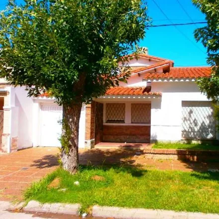 Buy this 4 bed house on Talcahuano 7550 in Guadalupe Noreste, Santa Fe
