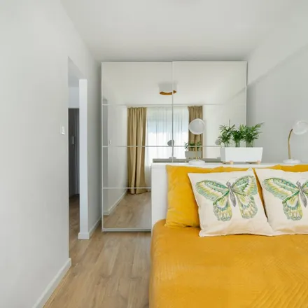 Rent this 2 bed apartment on Mordechaja Anielewicza in 01-024 Warsaw, Poland
