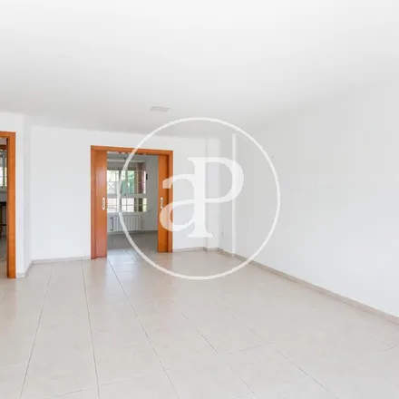 Image 2 - Calle de Montmajor, 46980 Paterna, Spain - Apartment for rent