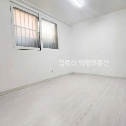 Rent this 2 bed apartment on 서울특별시 강남구 청담동 123-15