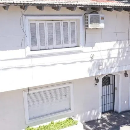 Buy this 3 bed house on Hipólito Yrigoyen 194 in Zona Centro Godoy Cruz, 5501 Distrito Ciudad de Godoy Cruz