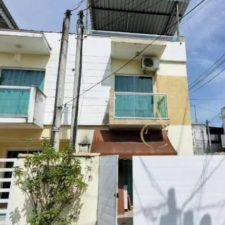 Rent this 3 bed house on Rua Hilda Franco in Engenho Pequeno, Nova Iguaçu - RJ