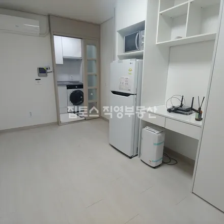 Image 2 - 서울특별시 동작구 상도동 199-29 - Apartment for rent