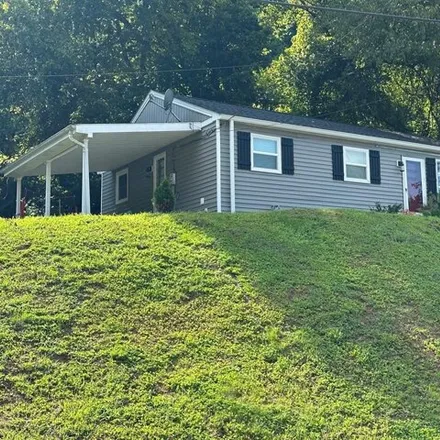 Buy this 3 bed house on 263 Orchard Street in Coal Grove, Lawrence County