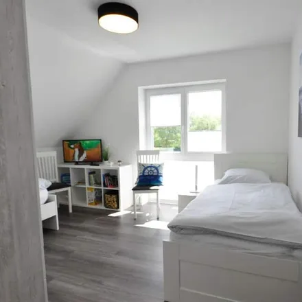 Rent this 3 bed house on Neuharlingersiel in Am Hafen Ost, 26427 Neuharlingersiel