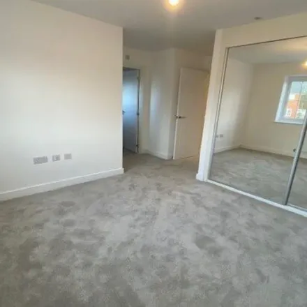 Image 2 - Williamthorpe Road, Williamthorpe, S42 5NN, United Kingdom - Apartment for rent