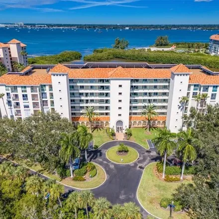 Buy this 2 bed condo on 4841 Osprey Drive South in Saint Petersburg, FL 33711