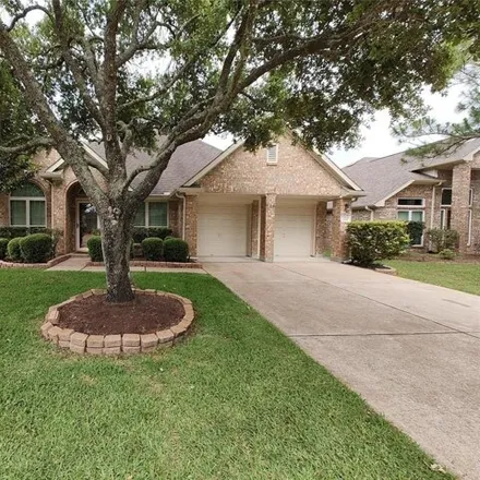 Buy this 3 bed house on 2676 Parkbriar in Brazoria County, TX 77584