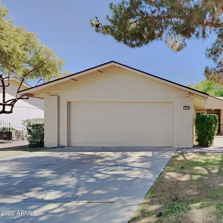 Buy this 2 bed townhouse on 20413 West Oxbow Drive in Sun City West, AZ 85375