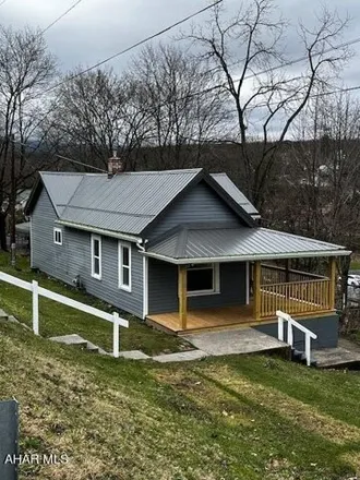 Buy this 2 bed house on 1303 North 6th Avenue in Juniata, Altoona