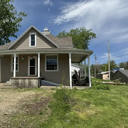 Buy this 3 bed house on 571 North Level Street in Dodgeville, WI 53533