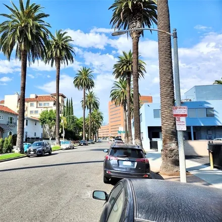 Image 2 - 146 North Hamilton Drive, Beverly Hills, CA 90211, USA - Condo for rent
