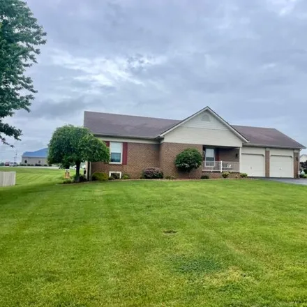 Buy this 4 bed house on 203 Wildflower Drive in Campbellsville, KY 42718