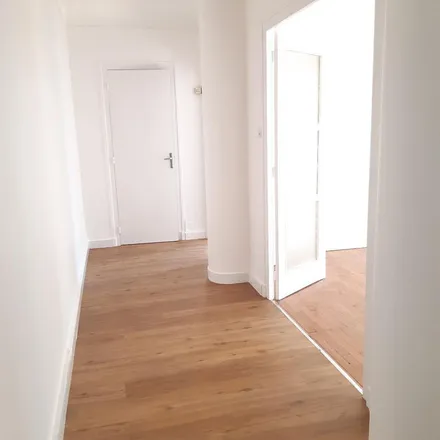 Rent this 2 bed apartment on 42 Boulevard Maréchal Foch in 38000 Grenoble, France