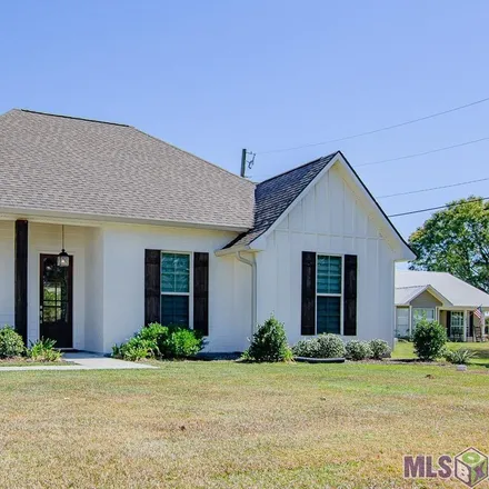 Buy this 4 bed house on 16472 Stewart Road in Ascension Parish, LA 70769