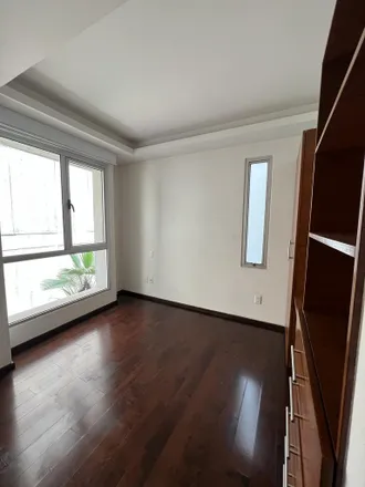 Rent this 6 bed apartment on La Naval in Calle Río Lerma 69, Cuauhtémoc