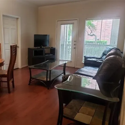 Image 2 - Old Spanish Trail, Houston, TX 77054, USA - Condo for rent
