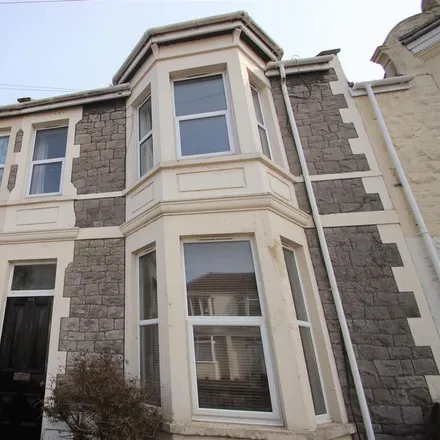 Rent this 2 bed apartment on 100 Moorland Road in Uphill, BS23 4HN