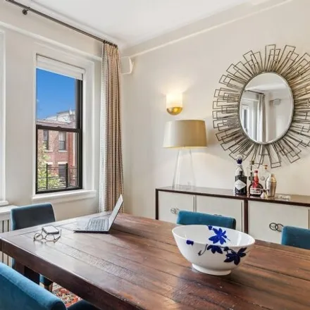 Image 4 - 151 West 74th Street, New York, NY 10023, USA - Apartment for sale