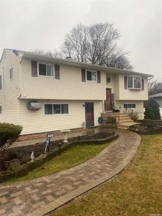 Rent this 2 bed house on 36 Dekalb Avenue in Brentwood, NY 11717