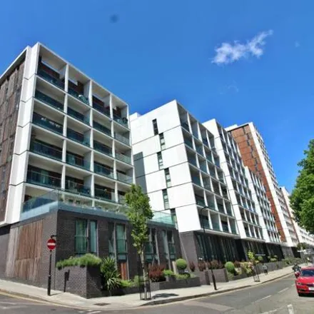 Image 1 - Marley House, Roseberry Place, De Beauvoir Town, London, E8 3DD, United Kingdom - Apartment for sale