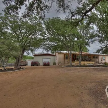 Image 7 - 120 West Leon Street, Llano, TX 78643, USA - House for sale