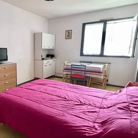 Rent this studio apartment on Cambo-les-Bains in Sentier de la Gare, 64250 Cambo-les-Bains