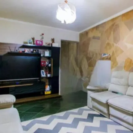 Buy this 4 bed house on Rua Dino Bueno in Vila Scarpelli, Santo André - SP