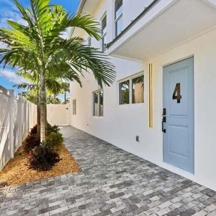Image 3 - 101 Cascade Lane, Palm Beach Shores, Palm Beach County, FL 33404, USA - Townhouse for rent