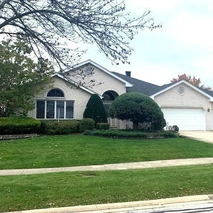Buy this 3 bed house on 2307 Kerry Lane in Darien, IL 60561