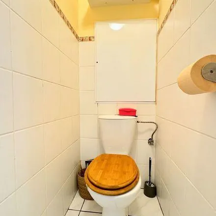 Rent this 3 bed apartment on Černokostelecká in 108 00 Prague, Czechia