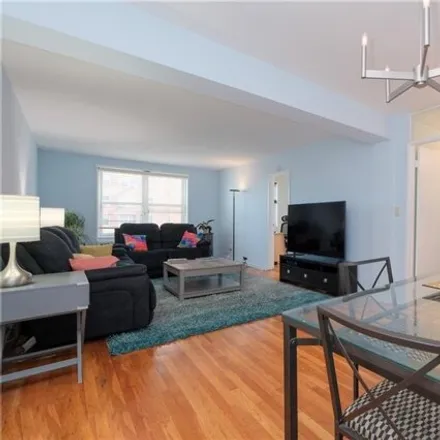 Image 4 - 75 West 238th Street, New York, NY 10463, USA - Apartment for sale