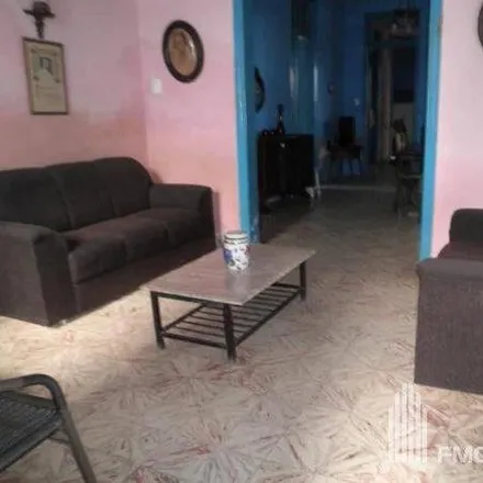 Buy this 6 bed house on Rua Epaminondas de Melo in Paissandu, Recife - PE