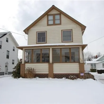 Buy this 4 bed house on 258 North Richview Avenue in Youngstown, OH 44509