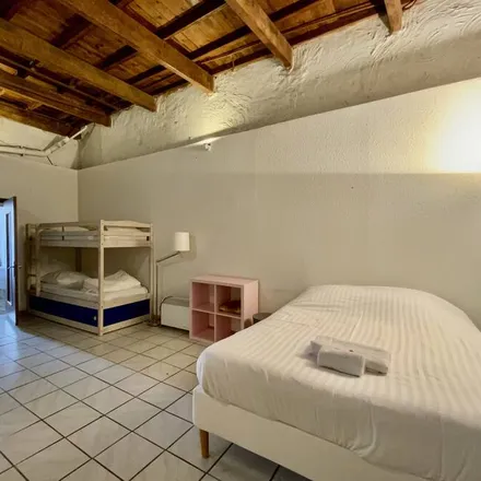 Rent this 3 bed house on 34750 Villeneuve-lès-Maguelone
