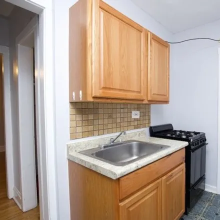 Image 3 - 4600-4608 North Beacon Street, Chicago, IL 60640, USA - House for rent