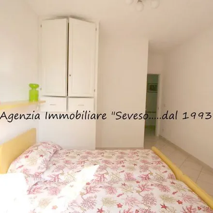 Image 9 - Via Trento, 55042 Forte dei Marmi LU, Italy - Townhouse for rent